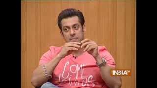 Salman praises Ranbir Kapoor in Aap Ki Adalat