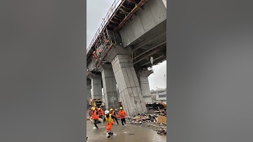 🏃💨Workers Run for Their Lives as Bridge Falls #construction #fail #bridge #collapse #crash #engineer