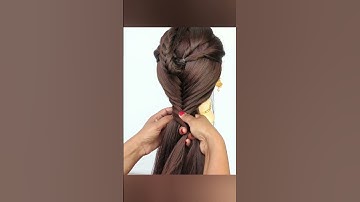 Easy Ponytail Hairstyle for girls. #trending #ytshorts #hair #reels