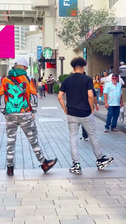 Most viral Moonwalk video 😱👟 Rampage the dancer #dance #viral