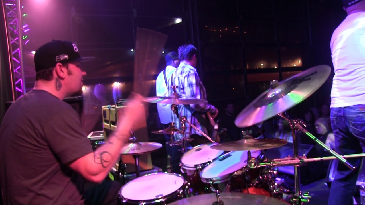 Longstride Band at The Nectar, "Can You Feel It?" YouTube