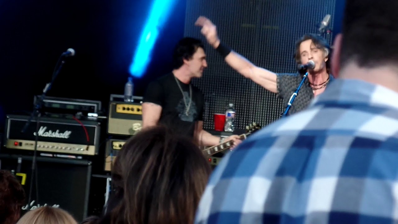 ROAR KATY PERRY COVER RICK SPRINGFIELD LIVE STARLIGHT THEATRE KANSAS CITY MO 5-5-2017