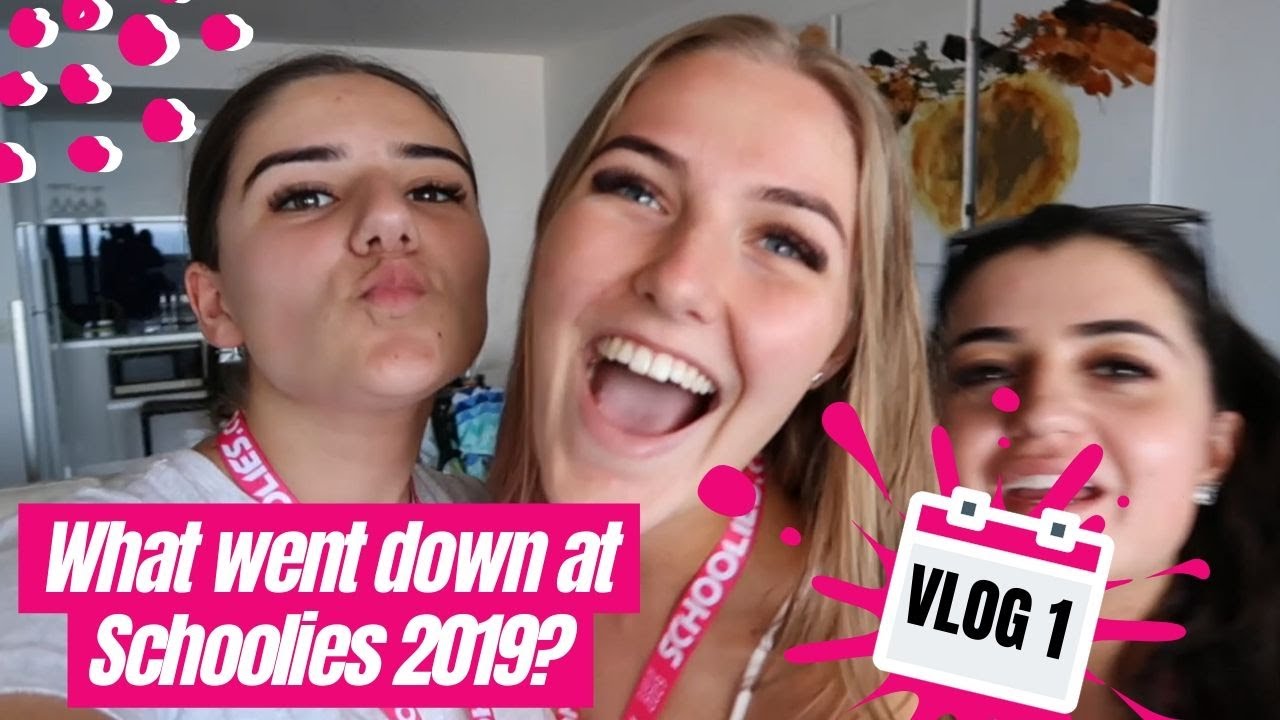 SCHOOLIES GOLD COAST 2019 || VLOG 1