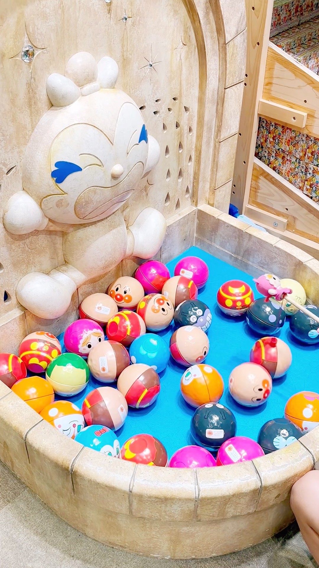 I played with the Fun Pocket at the Yokohama Anpanman Museum