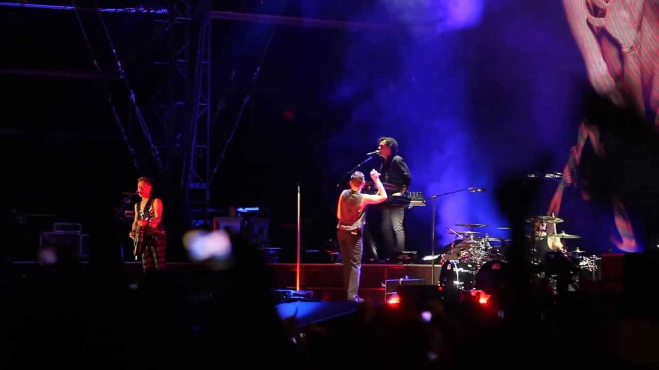 Depeche Mode - Enjoy the Silence (live @ Belgrade)