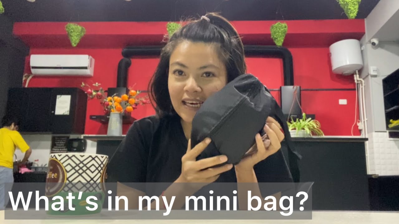 Inside Ei Zu Zan’s mini bag | traveler edition| 15.1.26