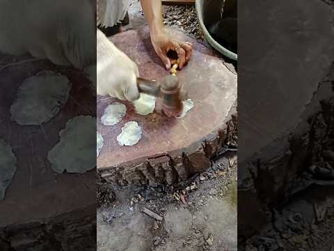 The Process Of Making Melinjo Chips