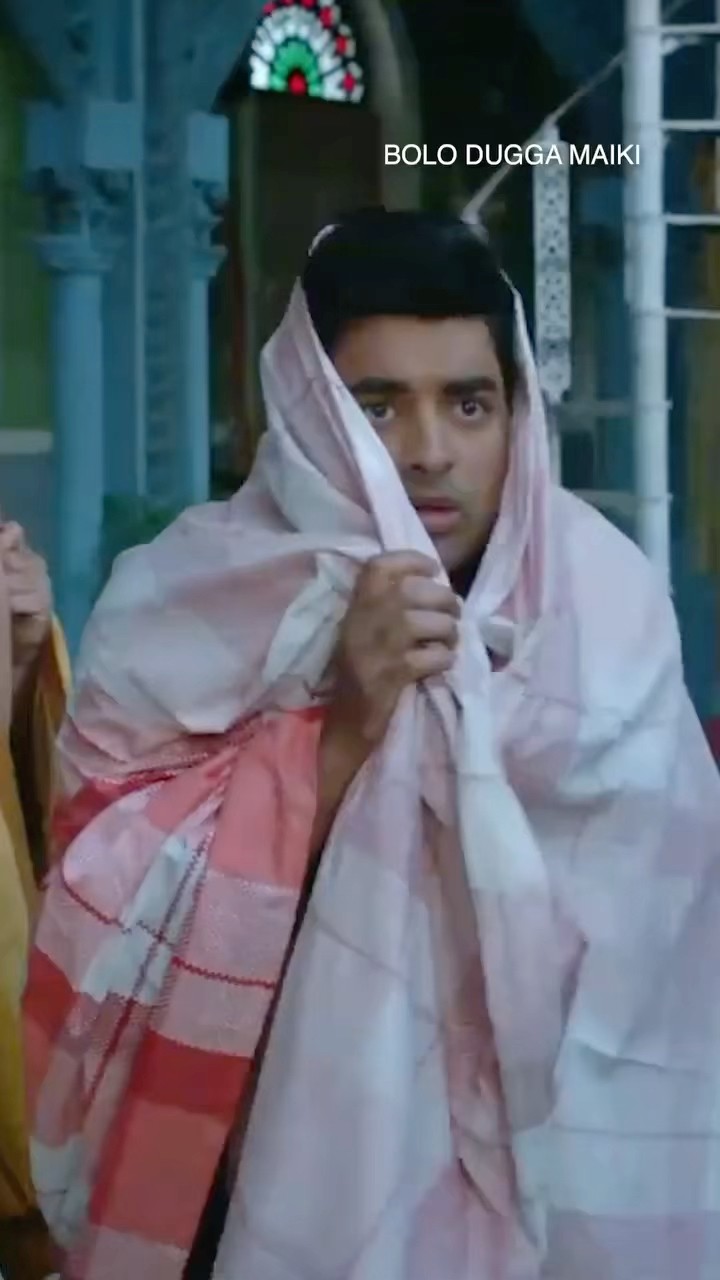 দাদা মাখে ময়দা বউদি ভাজে লুচি #boloduggamaiki #ankush #nusrat #bengalishorts #bengalimoviescene