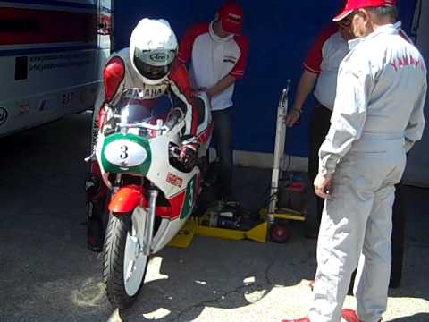 Carlos Lavado and Yamaha 250 OW47 in Classic Moto Jarama 2010