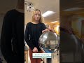 Static electricity - Electrons entering the body