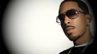 Watch Ludacris Throw Sum Mo video