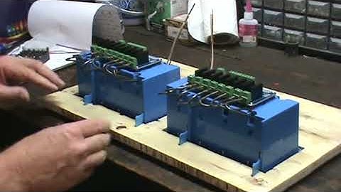 Cheapskate Video 1 Part 4, Christmas Lights to Music Using Arduino and Vixen Lights