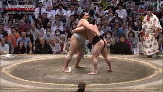 Wakamotoharu v Hokuseiho — great bout from Natsu 2023