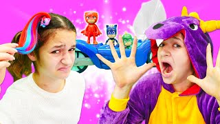 PJ Masks oyuncak Romeo iksirini deniyor - Eğlenceli dönüştürme! Oyun videosu Resimi