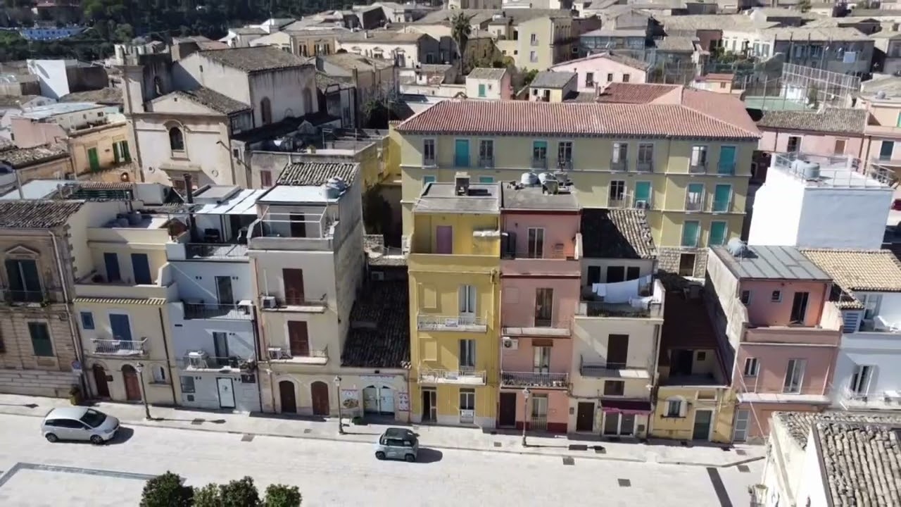 Rif. 9814 | Indipendente con affaccio sui 'Giardini Iblei', Ragusa Ibla