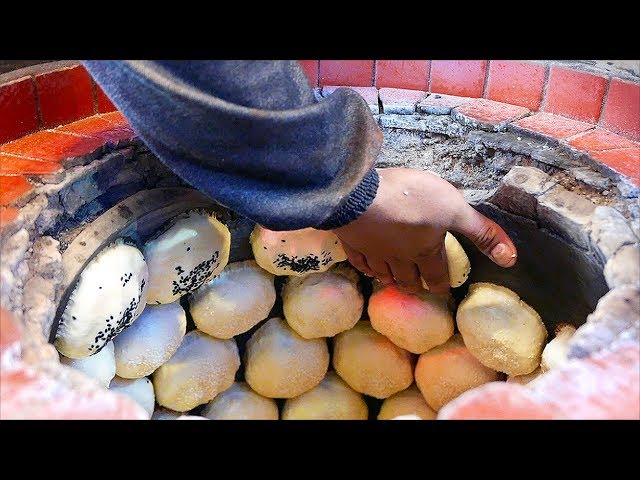 Taiwanese Street Food - OVEN BAKED BUNS Taro Egg Balls Taiwan | Travel Thirsty