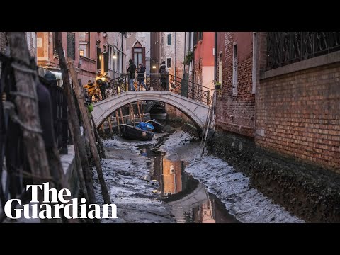 Venice canals almost dry amid low tides and lack of rain