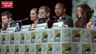 The Originals Cast Fans Sing Happy Birthday To Paul Wesley At Comic Con