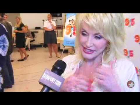 9 to 5: Rehearsals During Previews - Cast Interview