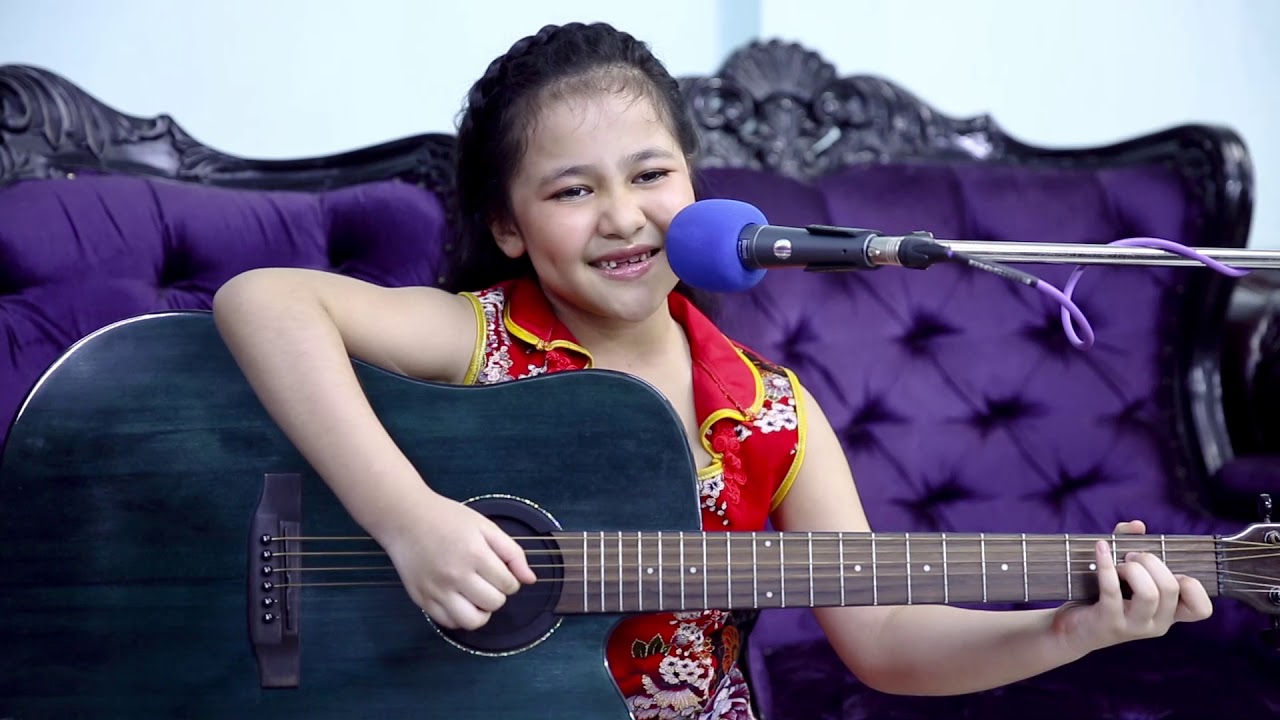 Lao shu Ai Da Mi( 老鼠愛大米) - A Mouse Loves The Rices cover by 7 year old ...