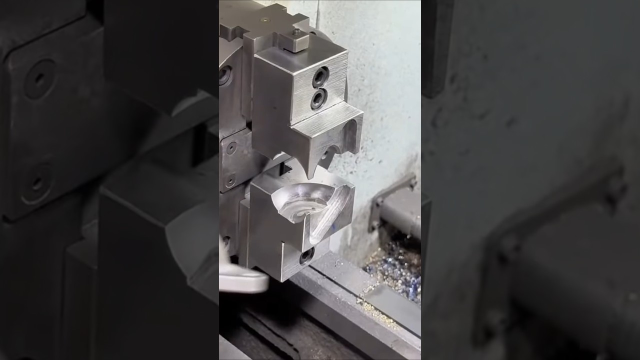 khuôn máy tiện chính xác cao #cnc #machine #engineering