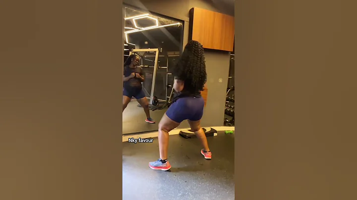 Congratulations to Comedian Real warri Pikin as she finally show off her baby bump.