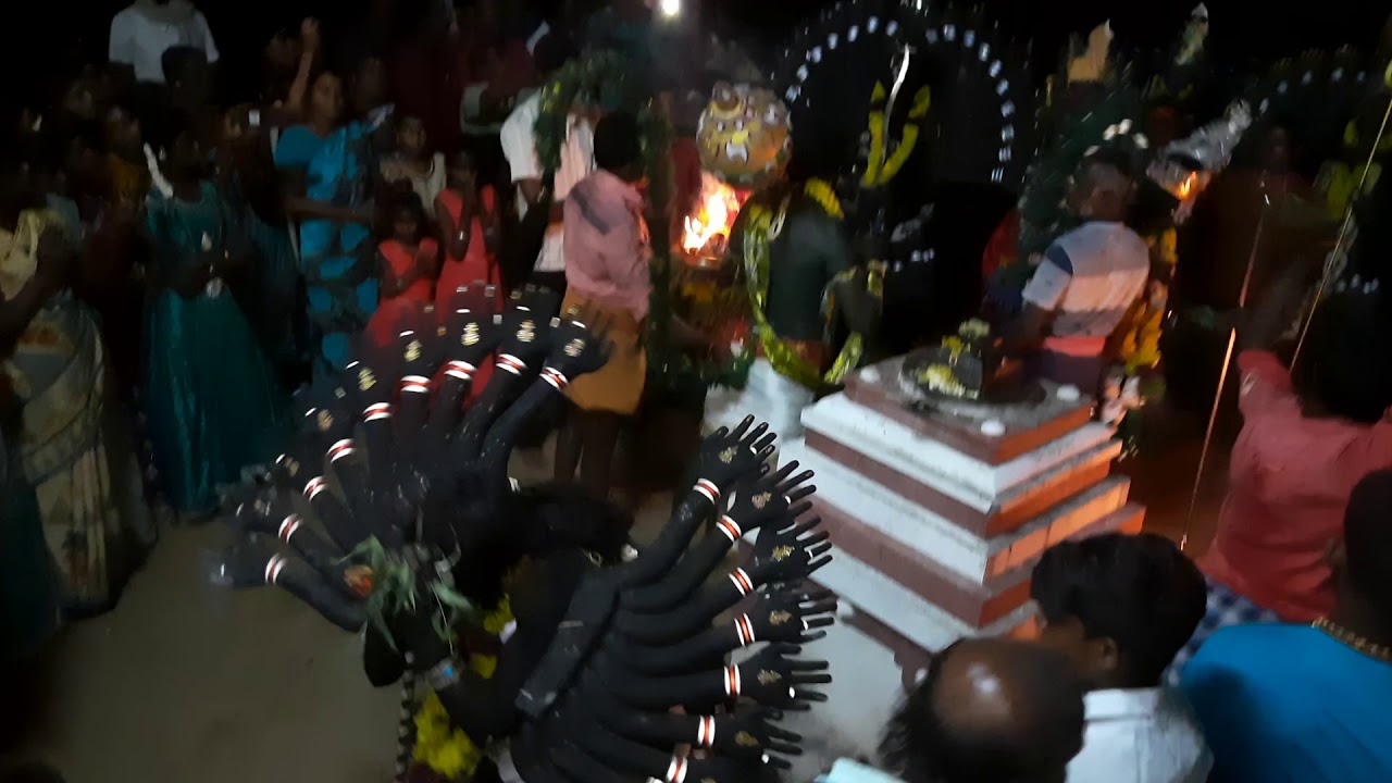 Uchini mahali amman kovil Street, Durga dhasara kulu 2020 - YouTube