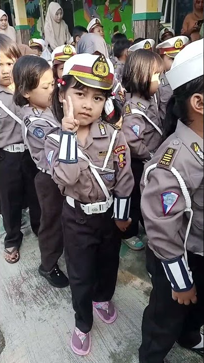 barisan polwan cilik