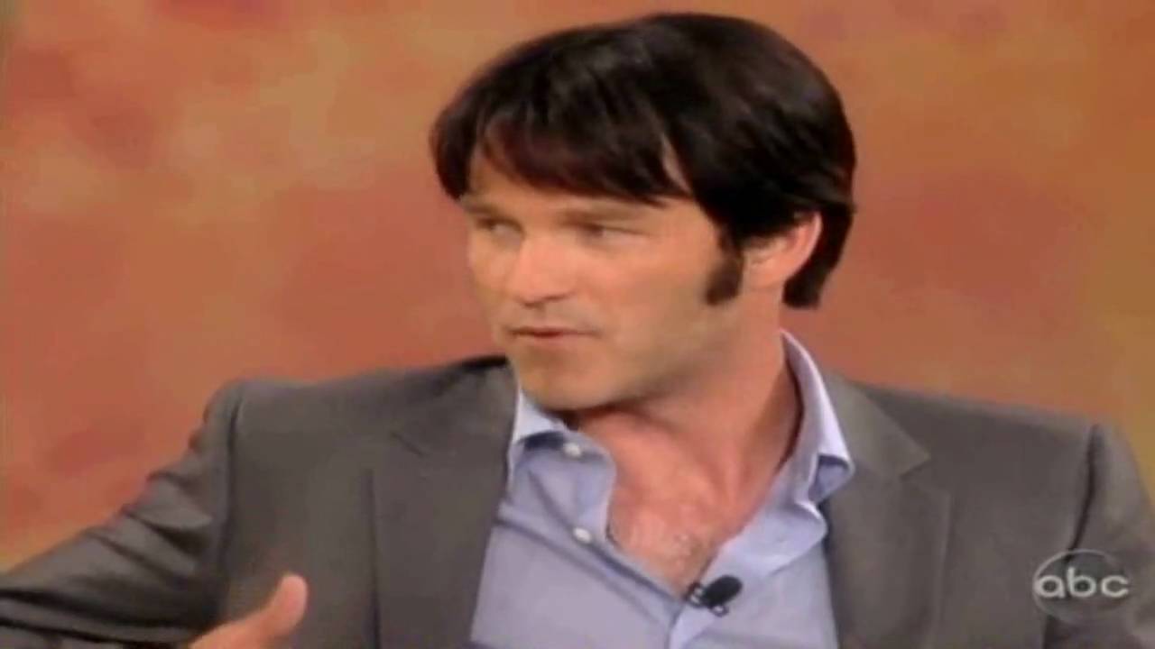 Stephen Moyer on The View 6/10/2009
