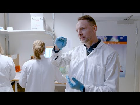 Video: Skillnaden Mellan Antibiotika Och Smärtstillande Medel