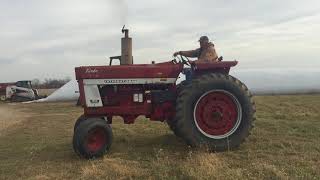 BIG IRON ONLINE AUCTION 12-27-2017: 1974 International Harvester 1066 2WD Tractor DG6634