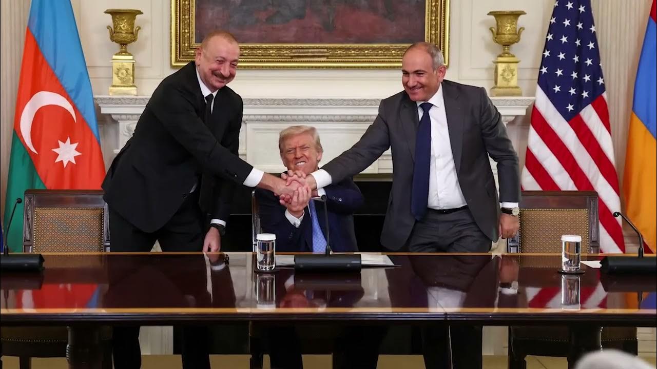 Politsiyani yaqindan yalagan