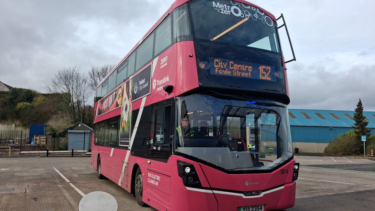 Translink Metro 3574 on the 152 