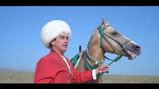 Akmuhammet Hanow Duran Yerlere #Akmuhammet #Hanow #Duran #Yerlere #Aydym #Turkmenistan