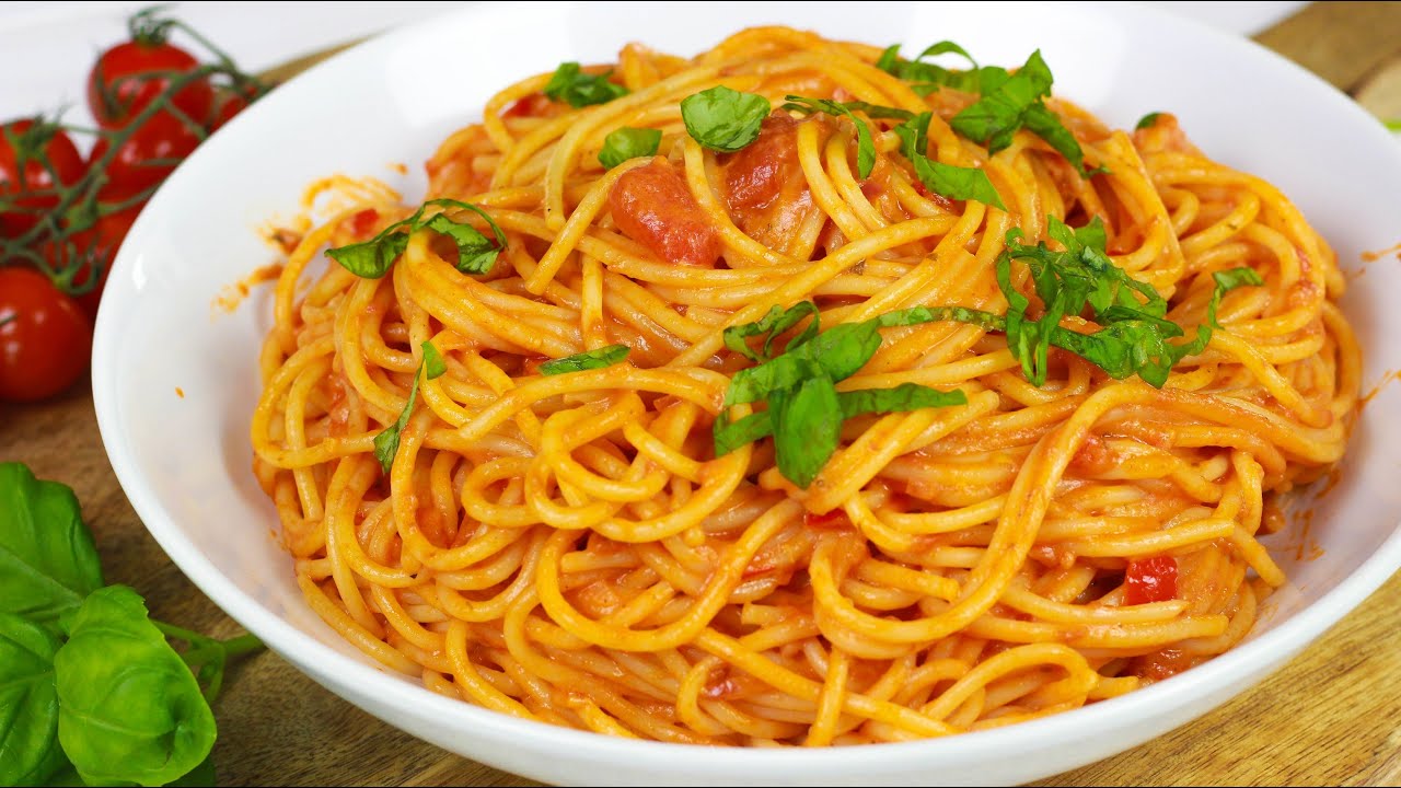 Spaghetti mit Tomaten Paprika Sauce I Turbo Rezept - YouTube