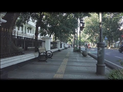 Peaceful Sunday Walk: Wastu Kencana Street, Bandung.