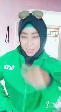 Aksi Lady Grab Thia si ojol cantik
