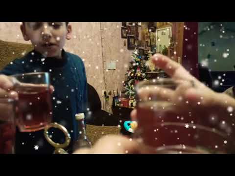 პატარა საძმო ახალ წელს