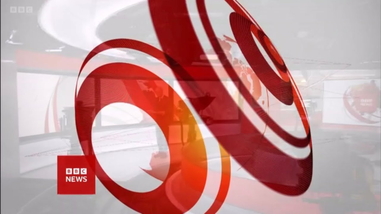 Random graphic appears when transitioning between cameras on BBC News ...
