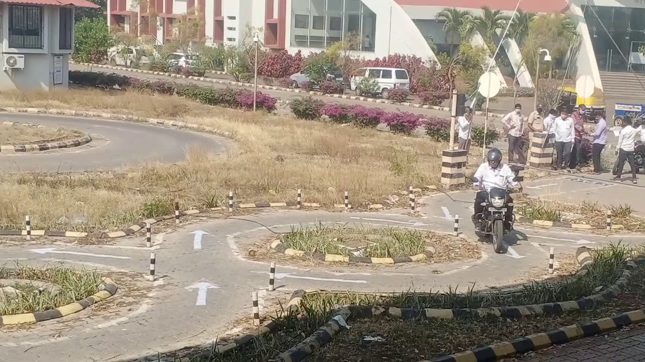 Rto exam driving fail to baramati - YouTube
