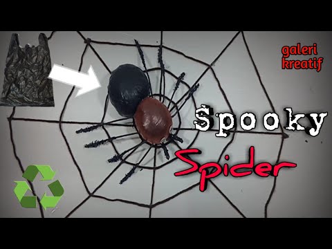 Διακόσμηση αποκριών: DIY Spooky Spider. Κατασκευή αράχνων από πλαστικά απόβλητα