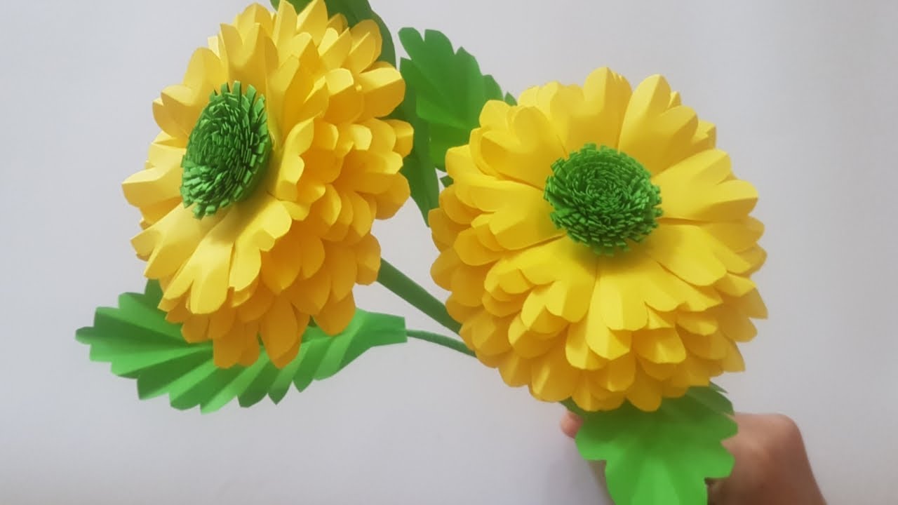 mudah sekali cara membuat bunga matahari dari kertas origami bunga