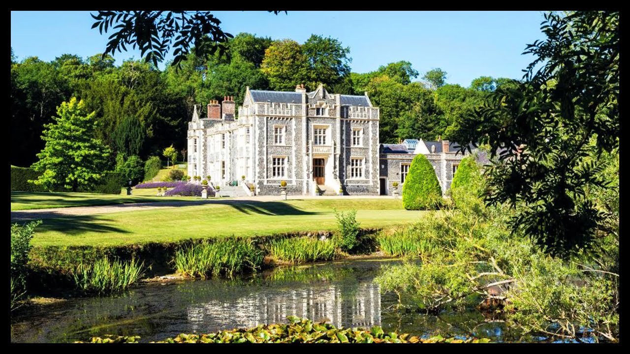 A Graceful Manor House, Folkington, Polegate, East Sussex, England