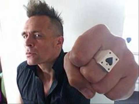 JOHN ROBB Speaks about THE DURUTTI COLUMN @ 'KANALIENA.GR' - ROCKZONE