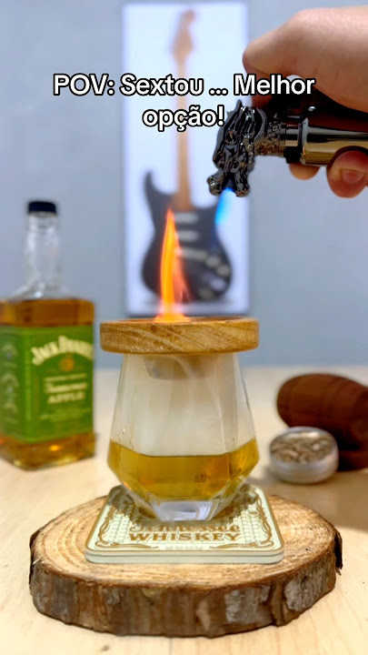 The best option 🥃🇺🇸 #whisky #bebidas #cocktail #drinks #bar #classicalmusic #barman #smokedrink