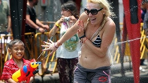 Du lịch Thái Lan : Tết cổ truyền Thái Lan - Songkran