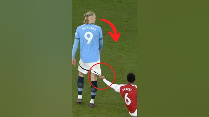 Gabriel Magalhães vs Erling Haaland 😱 #football #shorts #premierleague #mancity #arsenal #trending