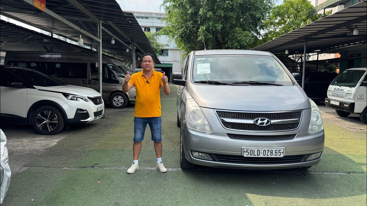 Huyndai Starex 2013 số sàn máy dầu 9 chỗ (xe cty XHD)Odo: 166k kmGiá: 390