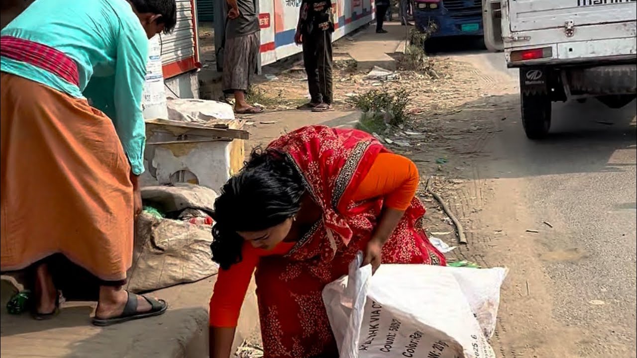 টোকাই সেজে প্রতারণা 