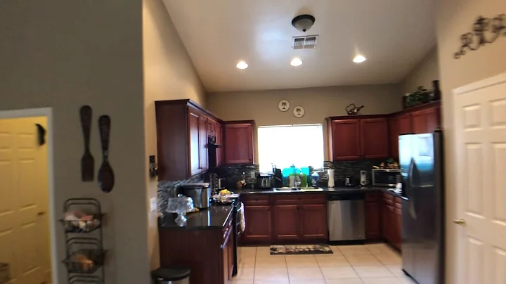 1736 W Carol